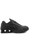 Nike Shox R4 “Triple Black” Sneaker