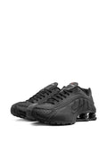 Nike Shox R4 “Triple Black” Sneaker