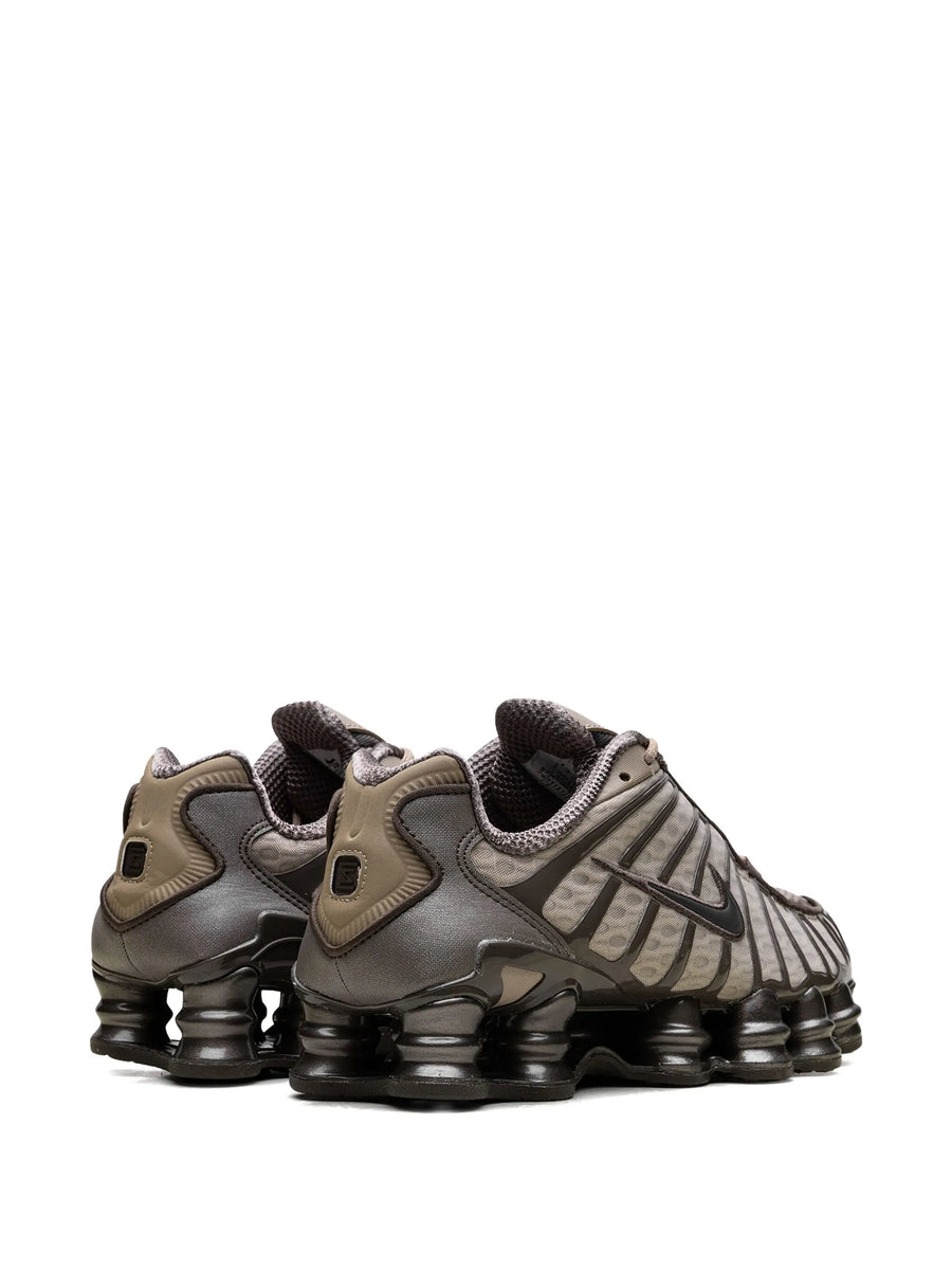 NIKE Shox TL カーキ　24 Nike Shox TL 
