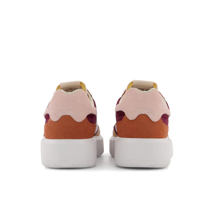 New balance 2024 sneakers at sportscene