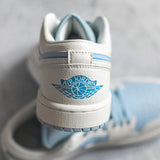 Nike Air Jordan 1 SE "Reverse Ice Blue" Sneaker