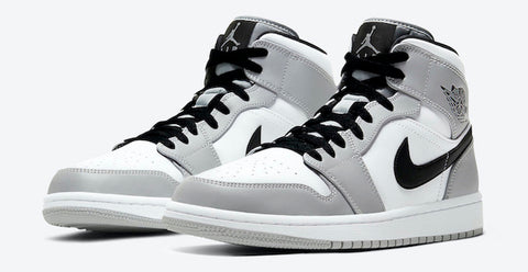Nike Air Jordan 1 Retro "Smoke Grey" Sneaker